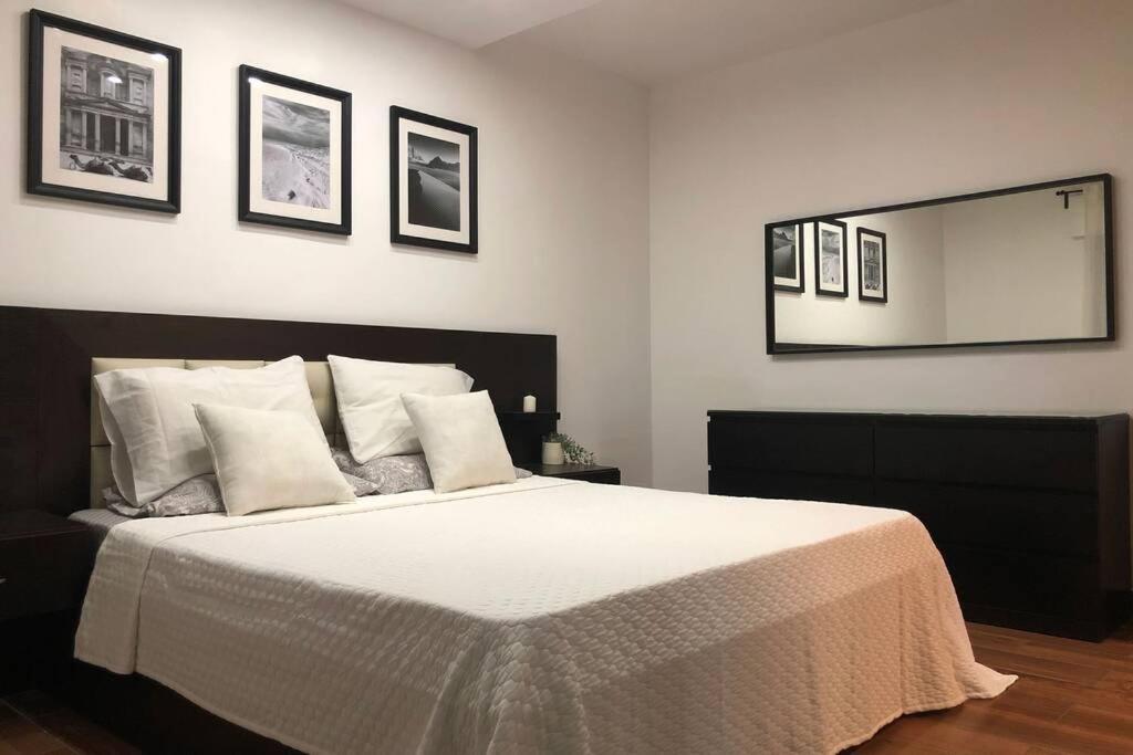 Luxury Apartment In Awesome Location In Аман Екстериор снимка